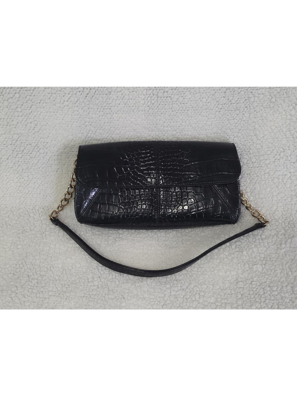 Liz Claiborne Shoulder Bag Black Faux Patent Leather Croc Texture Gold Chain